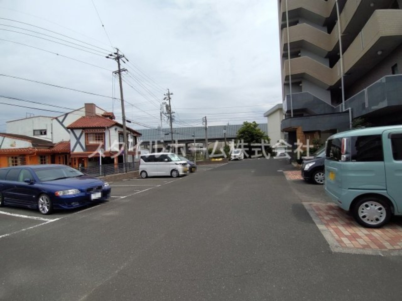 エクシードⅦの駐車場