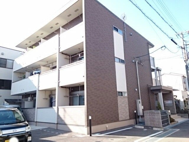 ウェスト　ヴィレッジの外観