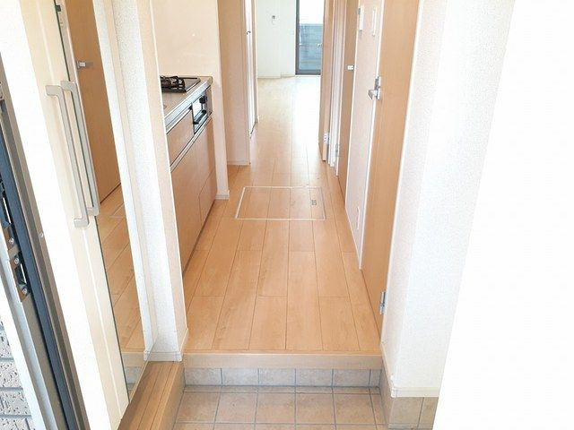 ウェスト　ヴィレッジの玄関