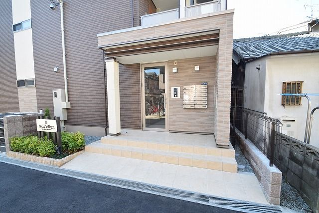 ウェスト　ヴィレッジのエントランス