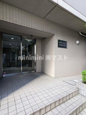 セイワパレス堂島シティのエントランス