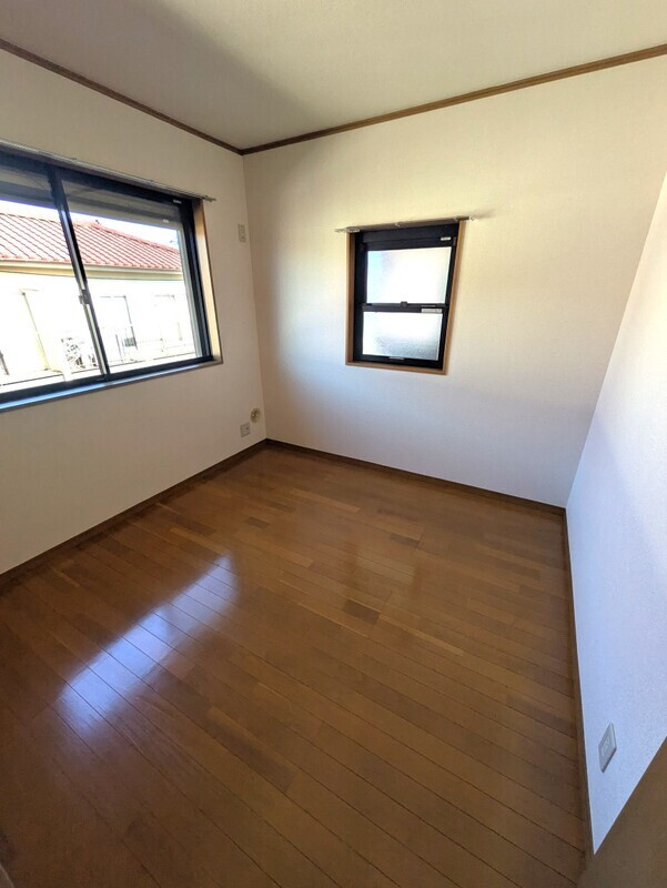 町田市三輪町のアパートの寝室