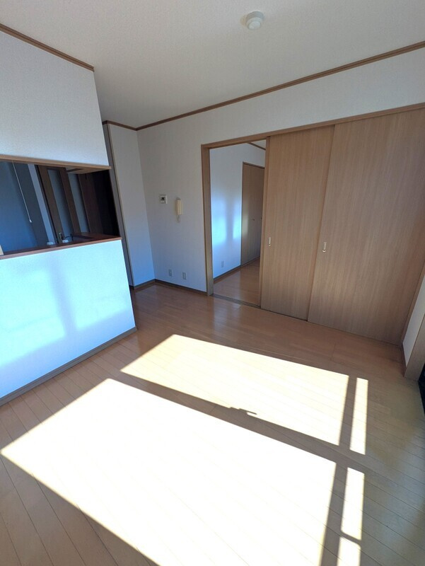 町田市三輪町のアパートの和室