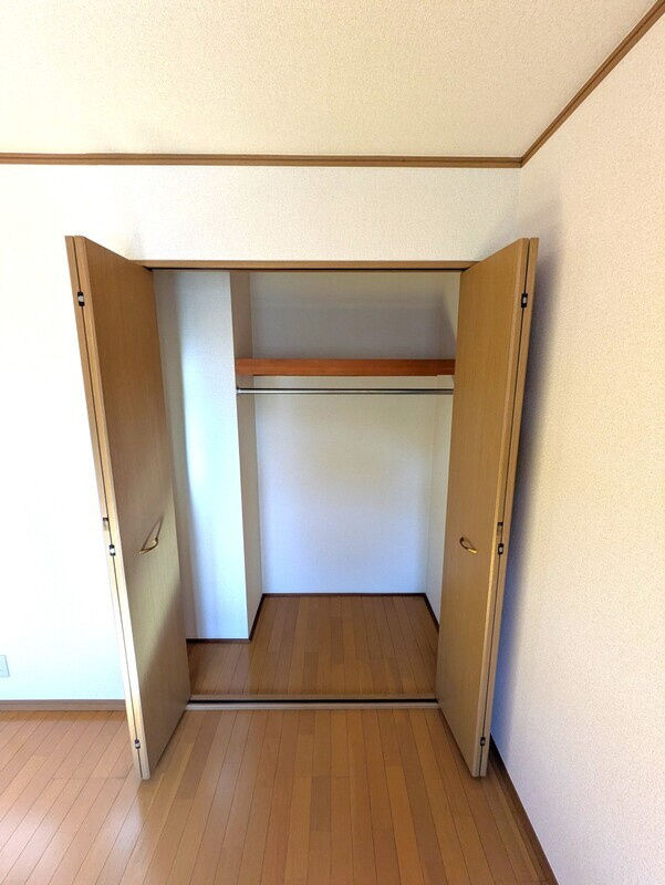 町田市三輪町のアパートの収納