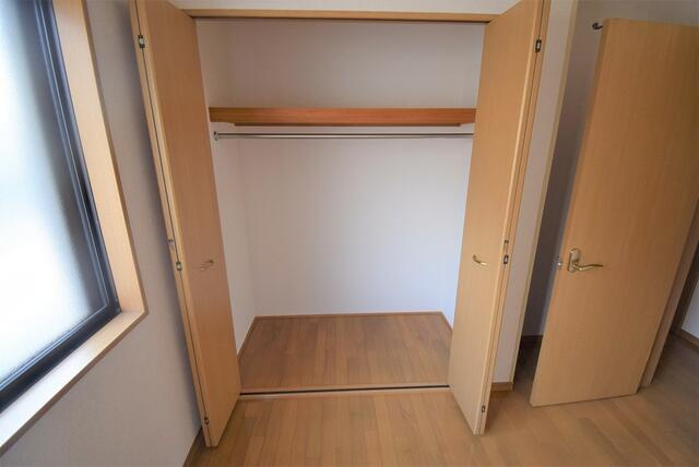 町田市三輪町のアパートの収納