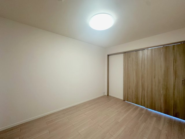 ヴィルヌーブ川越の洋室|洋室6帖　間取り図右下の部屋