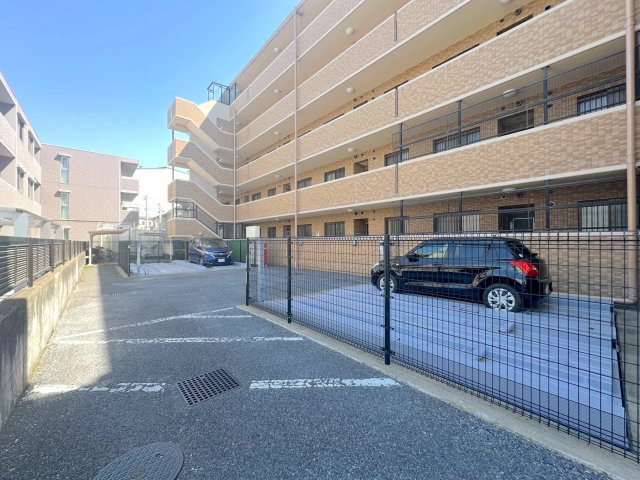 ヴィルヌーブ川越の駐車場|駐車場