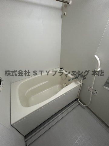 仲介手数料0円！フィオーレレジデンスの浴室