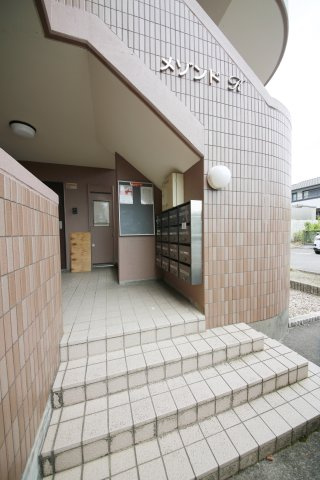 メゾンドＫのエントランス