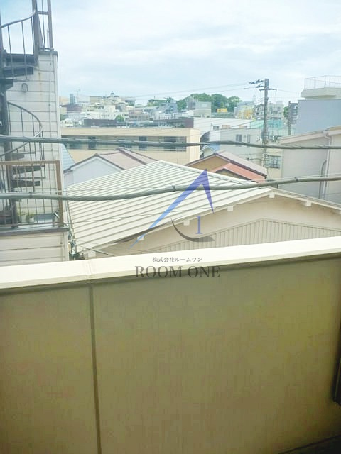 ティーリーフ横浜レジーナ