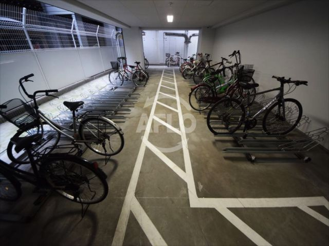 ジュネーゼグラン難波ミラージュのその他共用部分|ジュネーゼグラン難波ミラージュ　駐輪場