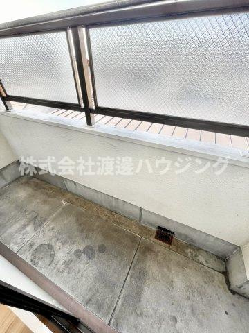 フリーディオ中宮のバルコニー