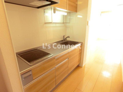 【キッチン】 | Ｄ－ｒｏｏｍ中里 | ２口ＩＨヒーターのシステムキッチン。