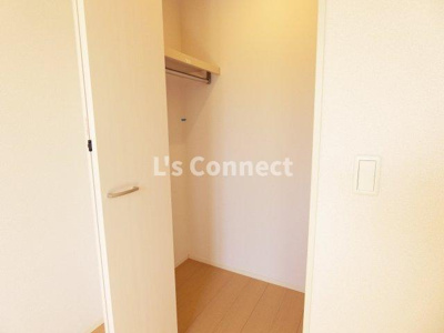 【収納】 | Ｄ－ｒｏｏｍ中里 | クローゼットでお荷物もすっきり収納。