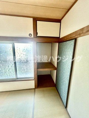 北条貸家の収納