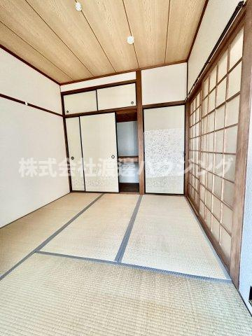 北条貸家の内装