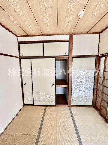 北条貸家の収納