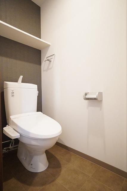 モダンパラッツォ博多デュオグランデEastのトイレ|清潔感のあるトイレです。