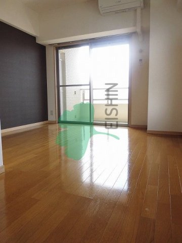 QREST博多東1(クレスト博多東1)の居間・リビング|アレンジ自由自在の広々空間です！