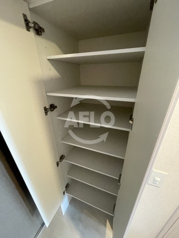 アーバンパーク御幣島の内装|シューズボックス