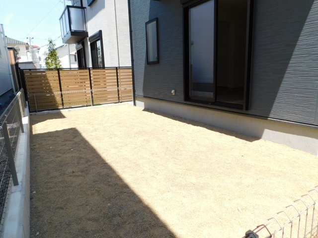名古屋市北区楠３丁目の新築一戸建の庭|◇庭◇　　ガーデニングやプールなど家族で楽しめる広い庭付き！
