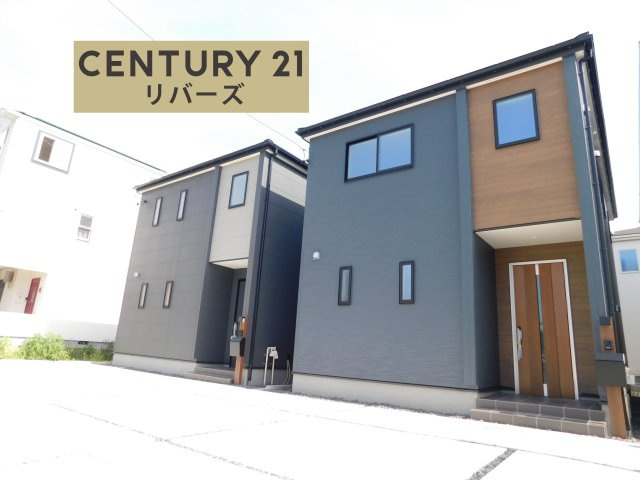 名古屋市北区楠３丁目の新築一戸建の外観|☆ラスト１棟☆　　新価格！！いつでもご案内ＯＫ♪（お問合せ当日、平日、水曜、夜間もＯＫ）　敷地４１．９５坪！　駐車並列２台ＯＫ！　フリースペース付ＬＤＫ２０帖！　ＷＩＣ３ヶ所完備　周辺環境充実♪