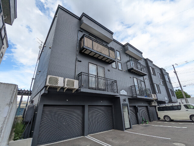 札幌市東区伏古十三条５丁目のアパート