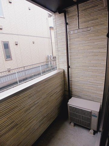 アベリアのバルコニー