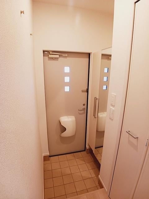 アベリアの玄関