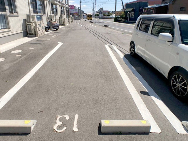 セプトガーデン元総社の駐車場|駐車場
