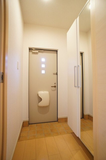ブレシアＢの玄関