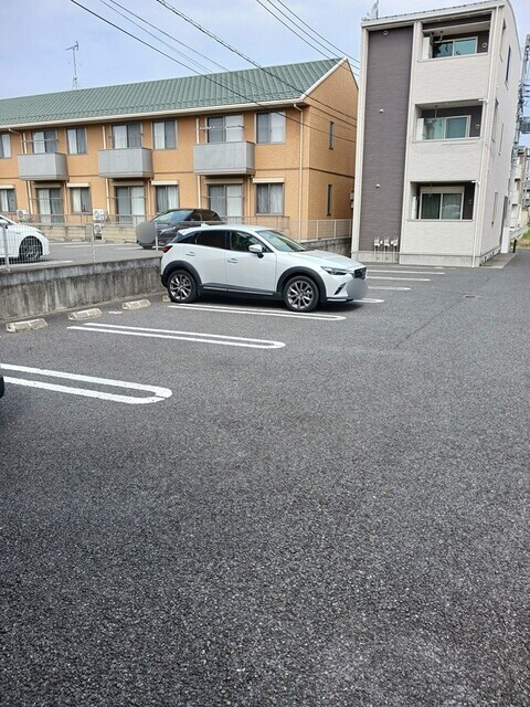 ビオーラ　Ａの駐車場