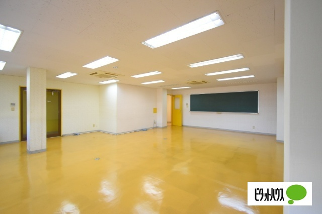 新前橋ビルの内装|４階