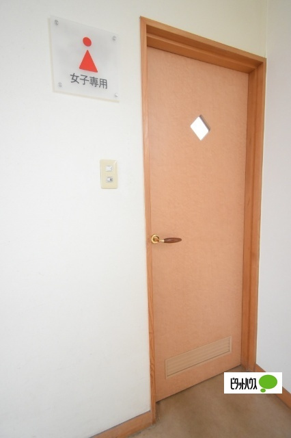 若宮町４丁目貸店舗・事務所の内装|２階