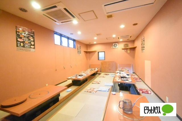青木貸店舗の内装
