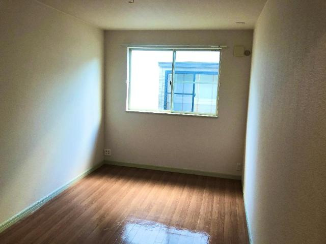 フランドール　タックの内装|洋室(駐輪場側)