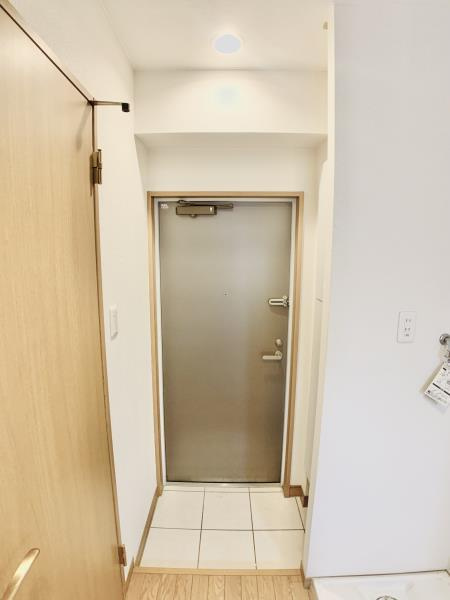 キバサンフラットの玄関