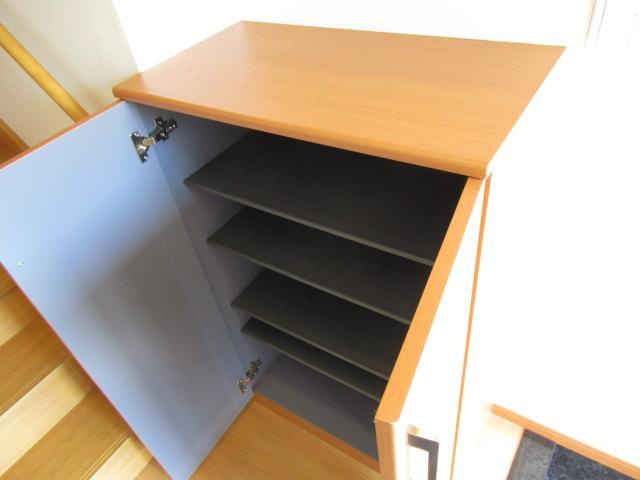 エスペランサ　Ｂの玄関|シューズＢＯＸ