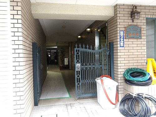 ハイツ錦糸町のエントランス|エントランスアプローチ　※前回募集時2025年05月の写真