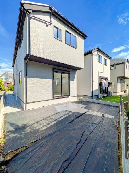横浜市青葉区若草台の中古一戸建の庭|お庭もついています！
家庭菜園や、お子様のプールなど、使い方は様々です！