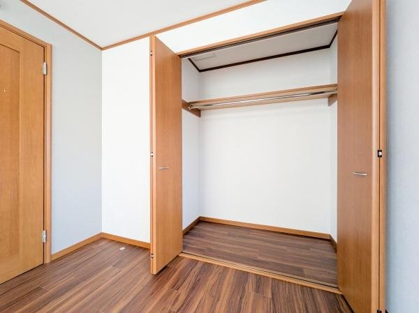 横浜市緑区東本郷４丁目の中古一戸建の収納|豊富な収納スペース。
収納が多いとお部屋が広く使えます！