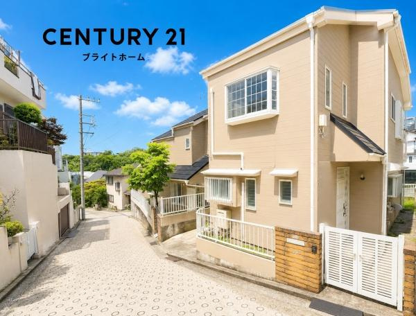 横浜市磯子区滝頭１丁目の中古一戸建の前面道路含む現地写真|閑静な住宅街につき住環境良好です♪
お気軽にお問い合わせください。