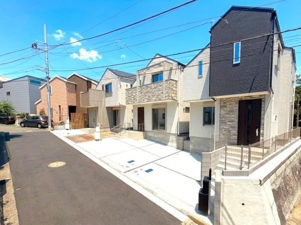 横浜市中区本牧町１丁目の新築一戸建の前面道路含む現地写真|陽当りの良さ、住環境を現地にてご確認下さい！
周辺環境も合わせてご案内させていただきます！
