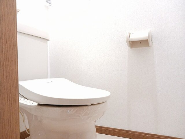 カーサ・フィオーレＳ棟のトイレ|落ち着いたトイレです