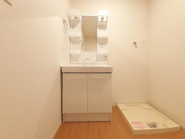 ラーレ　Ｗの洗面所|忙しい朝には欠かせない洗面所です