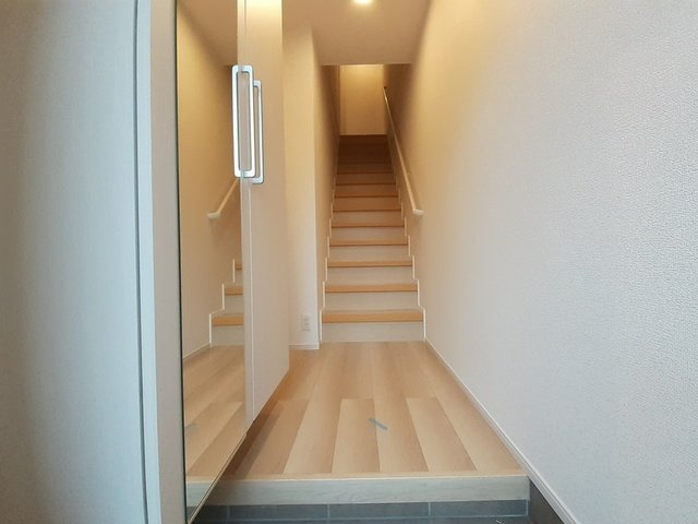 ヘリテージＴの玄関|収納もある玄関です