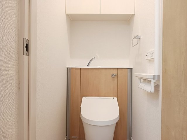 クーロンヌⅠのトイレ|落ち着いたトイレです