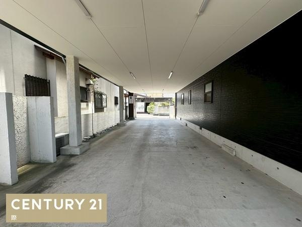和歌山市内原　中古戸建の駐車場