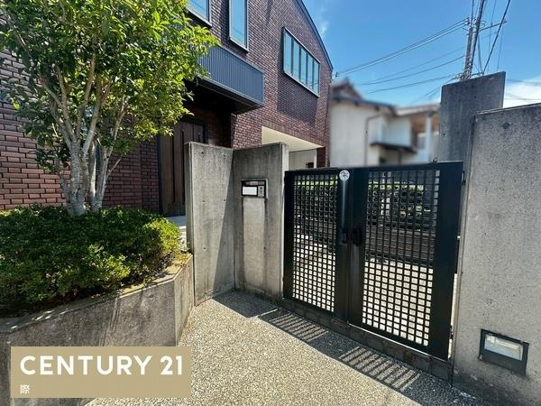 和歌山市内原　中古戸建の玄関
