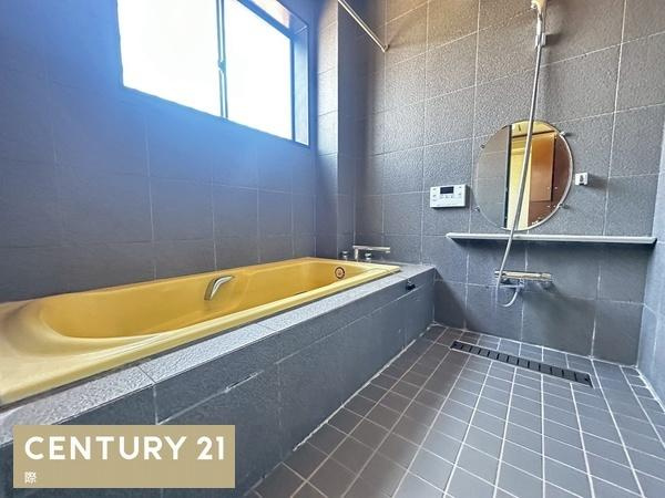 和歌山市内原　中古戸建の浴室